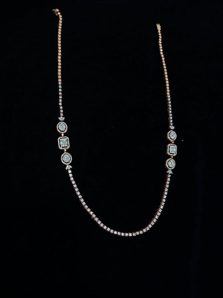 Single Line Glitter Chain