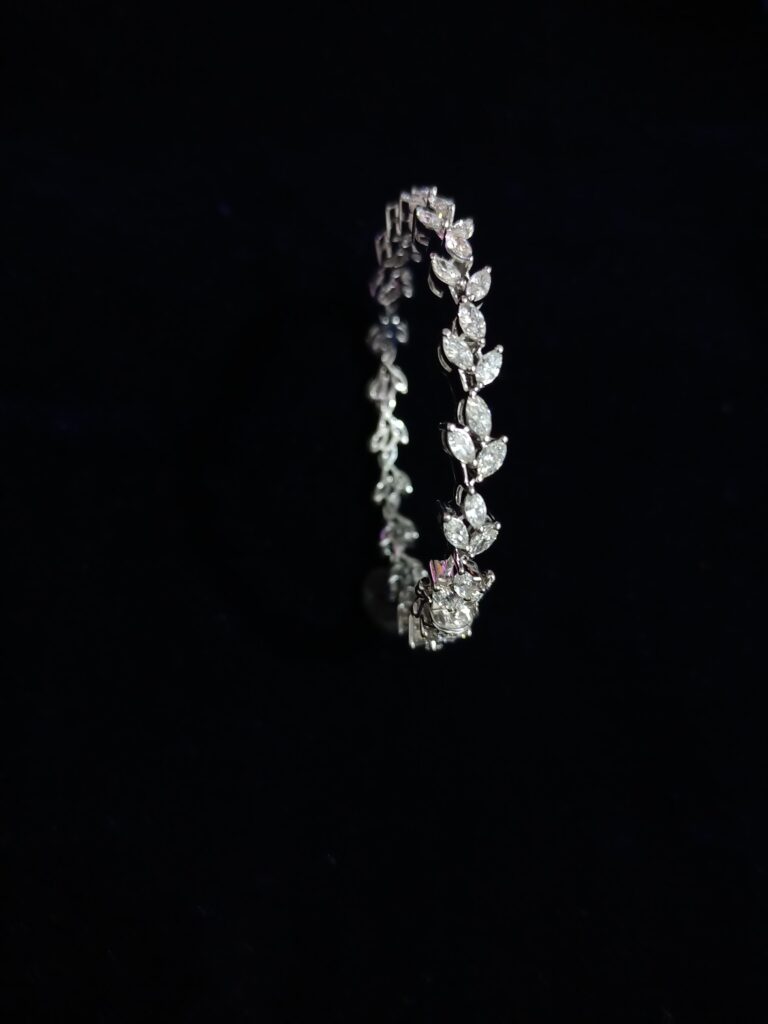 The Carat Line Bracelet