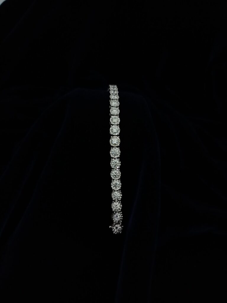 Signature Grand Tennis Bracelet