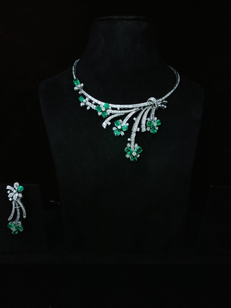 Green Bloom Necklace