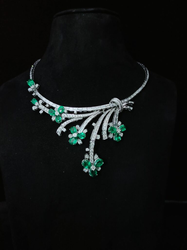 Green Bloom Necklace