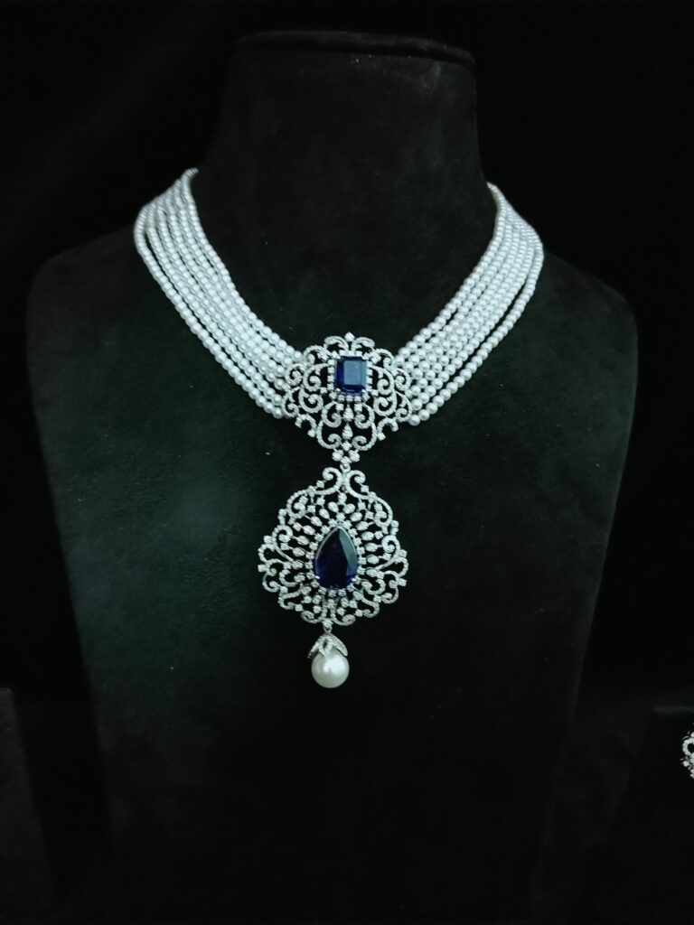 Blue Pearl Noor Pendant
