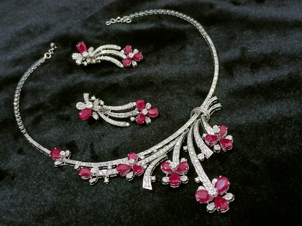 Floral Bloom Necklace