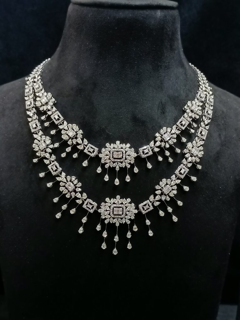 The Diamond Dew Necklace