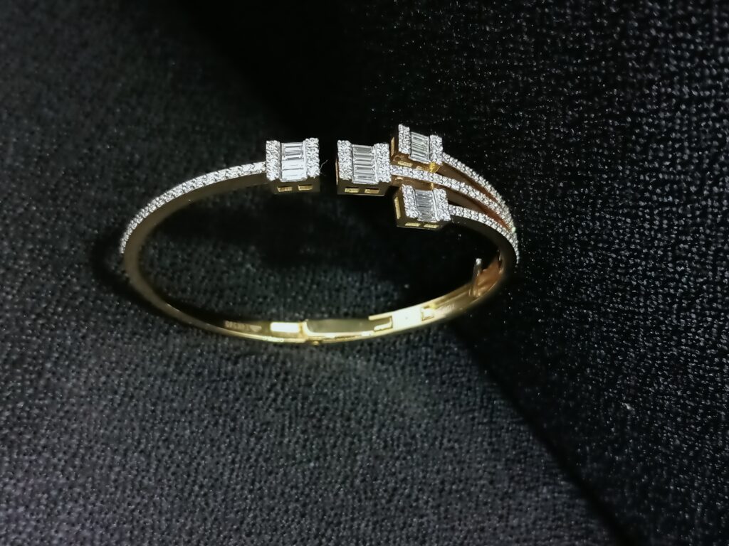 Carat Luxe Bracelet