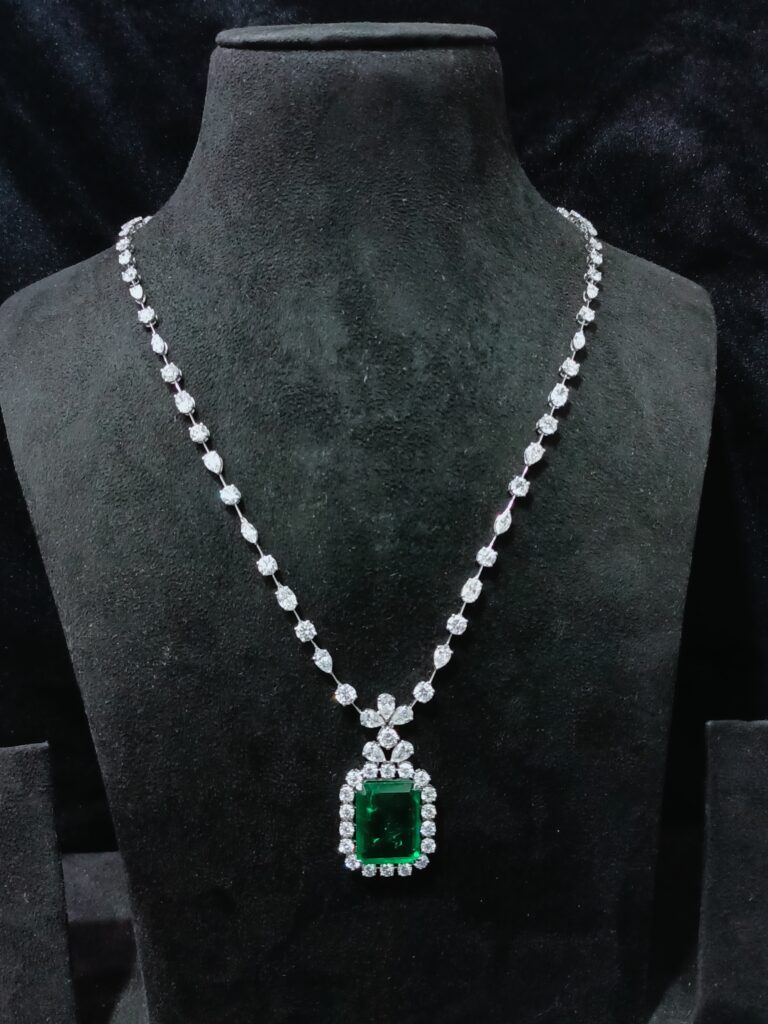 Green Grace Pendant