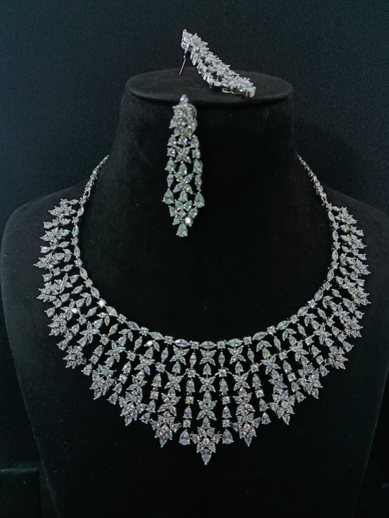 Majestic Sparkle Earrings