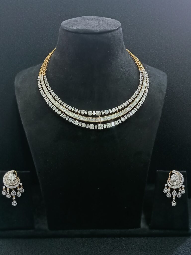 Modern Edge Necklace