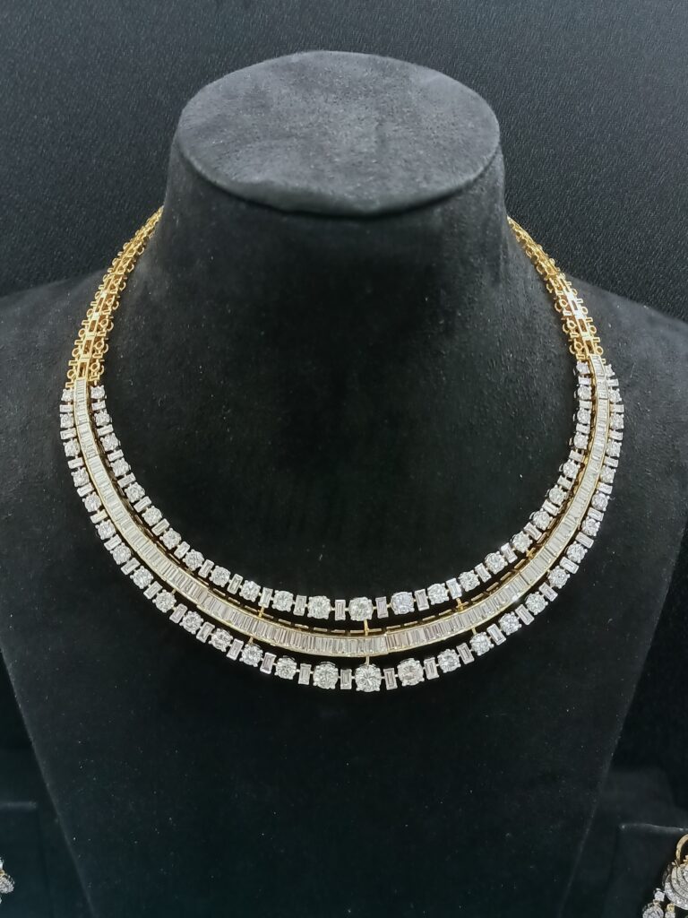 Modern Edge Necklace