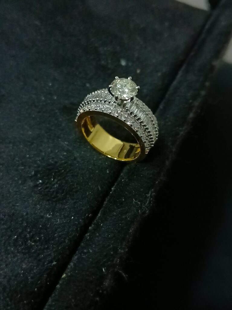 Queen's Prestige Ring