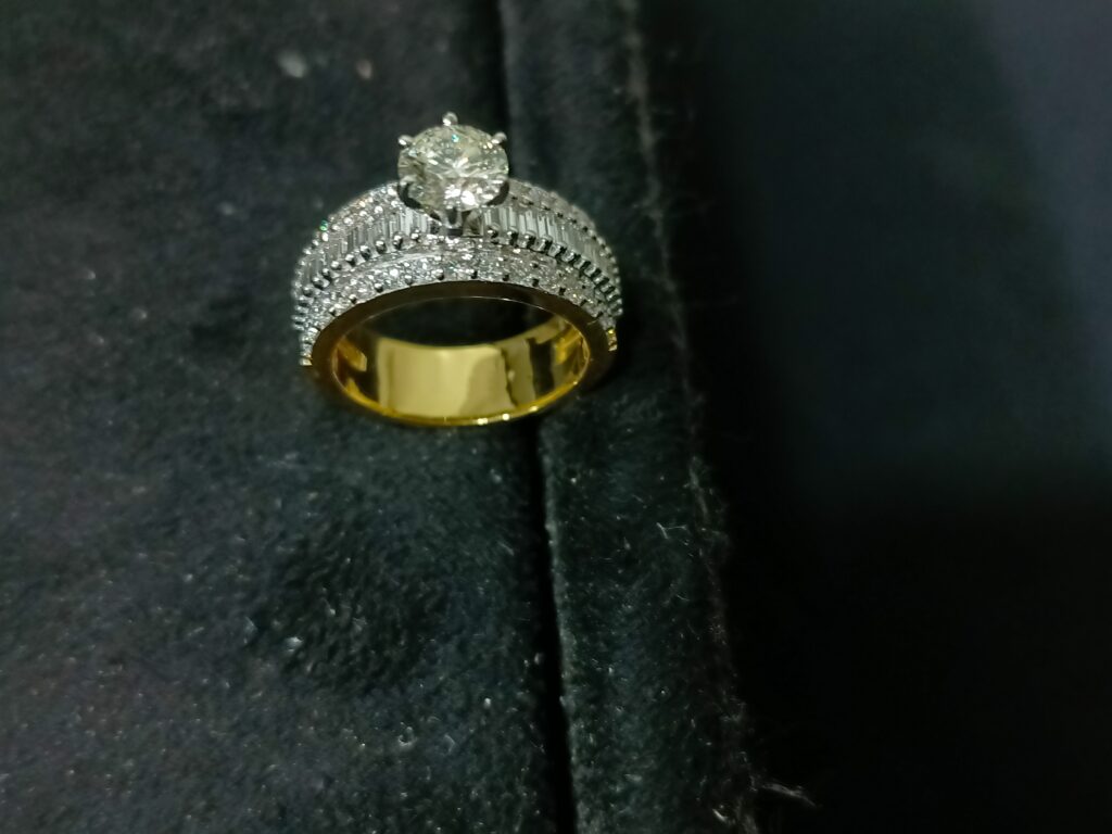 Queen's Prestige Ring