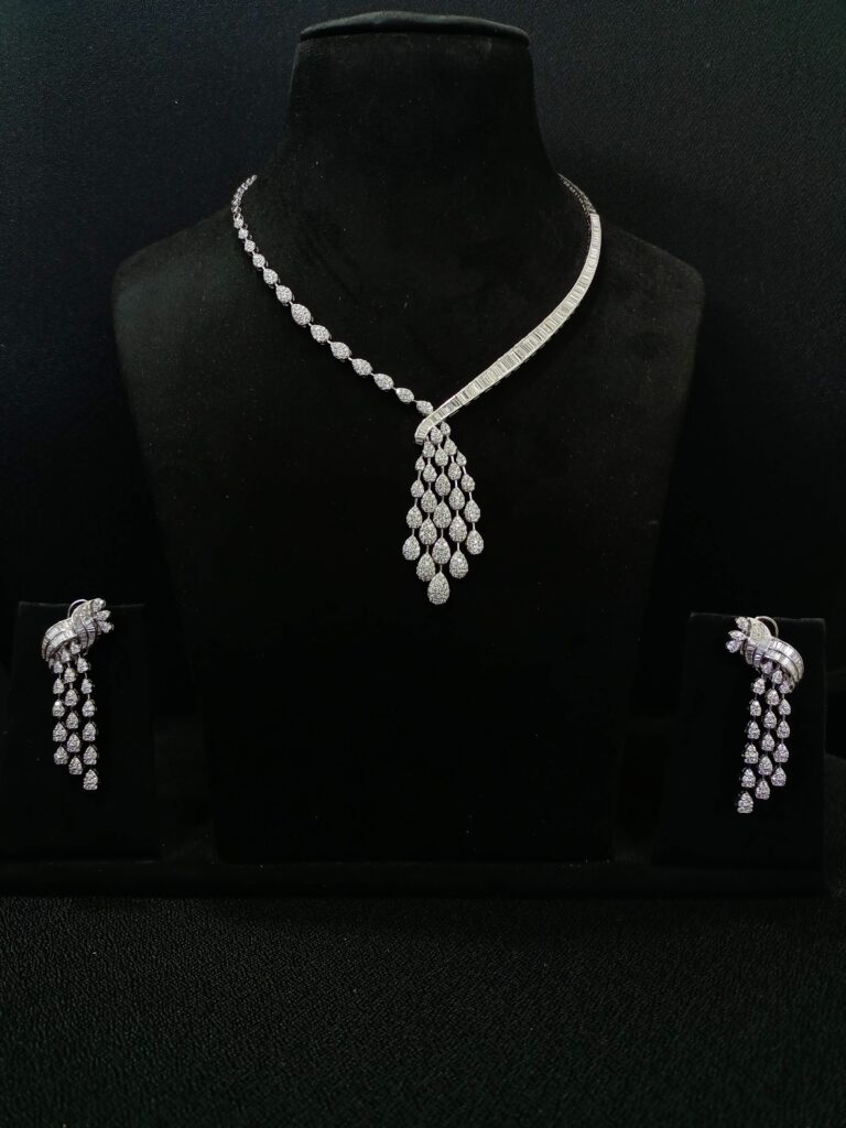 Fusion Pan Necklace With Earring
