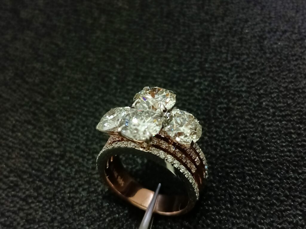 Quad Round Dazzle Ring