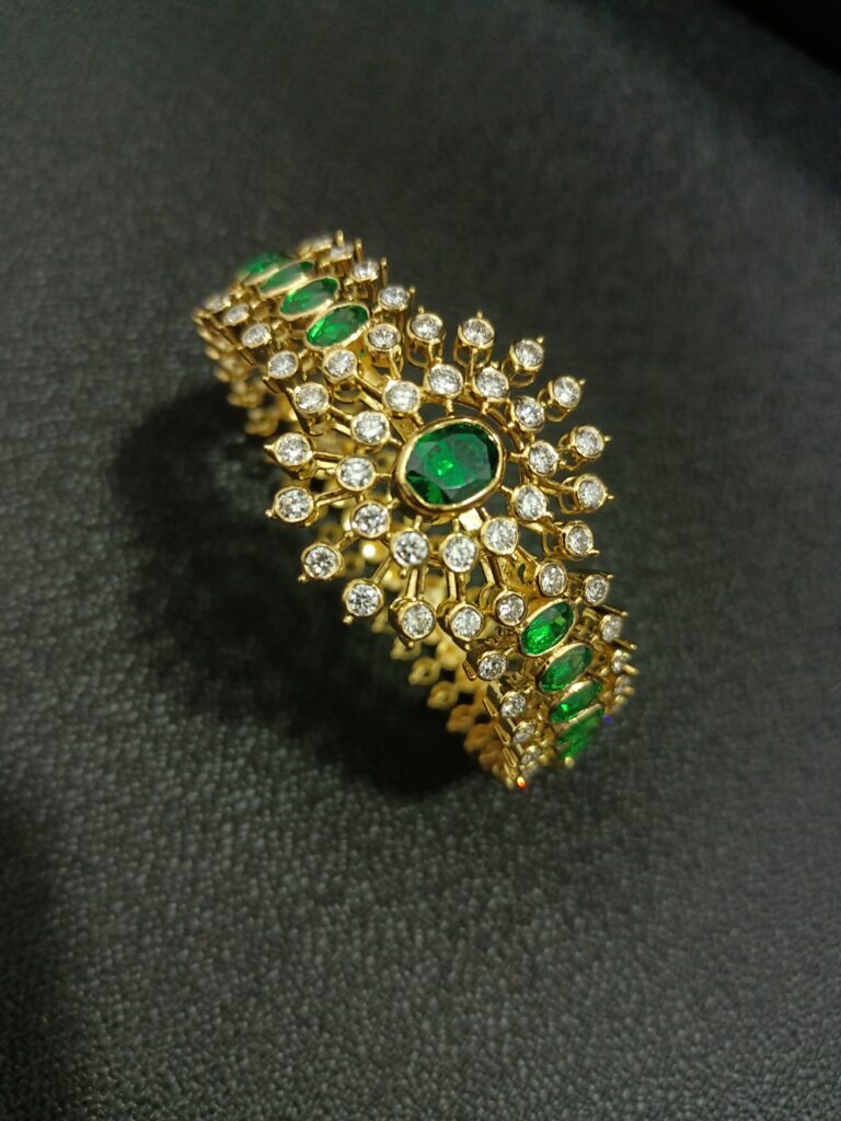 Verde Cresent Bracelet