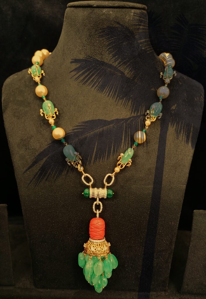 Coral Russian Emerald Tassel